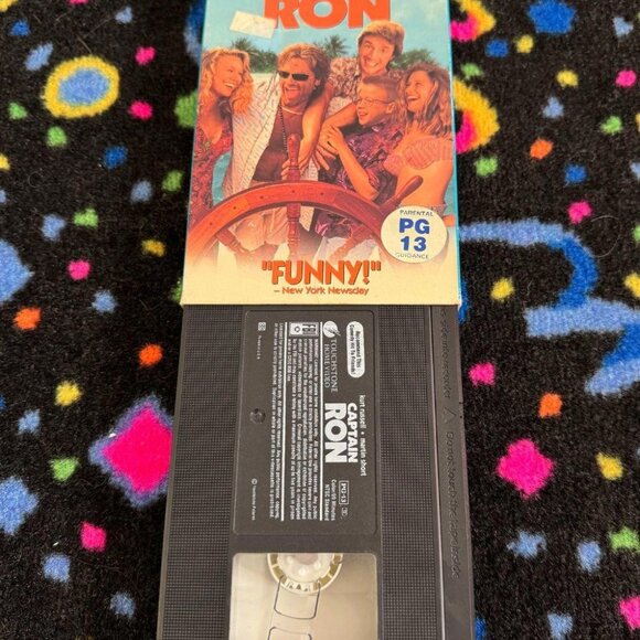 CAPTAIN‎ RON VHS - Picture 3 of 3